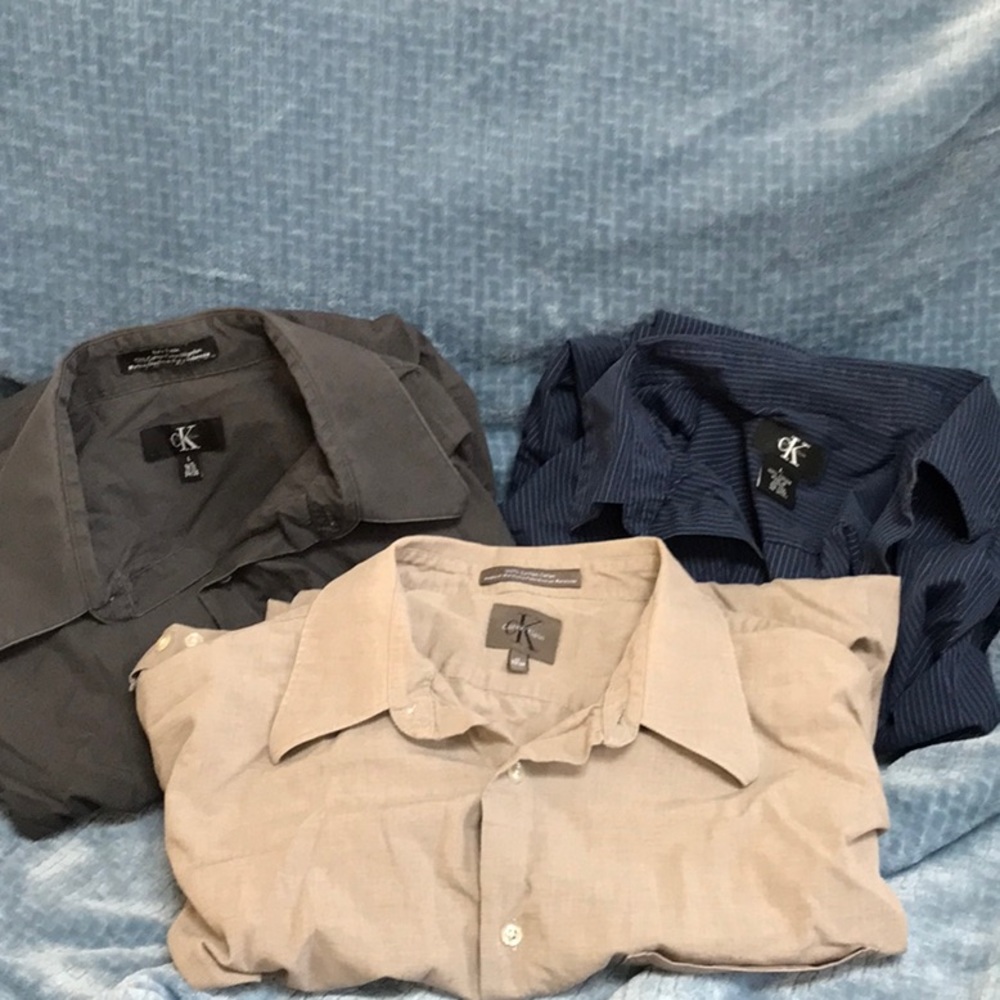 3 Calvin Klein dress shirts- Men’s